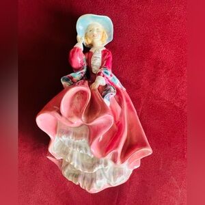 Royal Doulton Top of the Hill Figurine